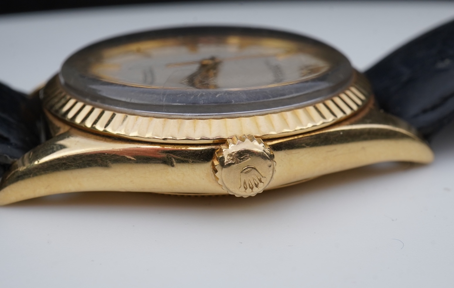 A gentleman's mid 1960's 18ct gold Rolex Oyster Perpetual Superlative Chronometer Officially Certified wrist watch